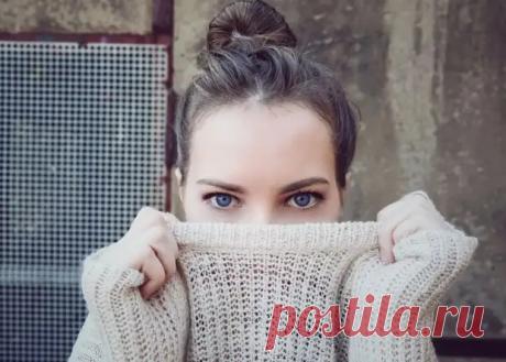 Названы семь симптомов рака полости рта, которые легко пропустить
Симптомом рака полости рта может стать долго не заживающая язва, онемение губы или языка, некоторые другие явления. Медики предупреждают, что симптомы рака легко пропустить, приняв за что-то менее серьезное. Это же относится и к раку полости рта, который может затрагивать различные ее части, включая губы, язык, десны, щеки. По...
Читай дальше на сайте. Жми подробнее ➡