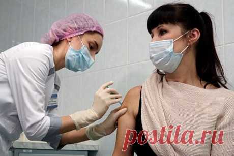 В саратовском Минздраве отказались считать медиков-антипрививочников врачами. Министр здравоохранения Саратовской области Олег Костин отказался считать медиков-антипрививочников врачами. «Те врачи, которые говорят, что не надо прививаться, — это страшное дело, ну я считаю, что это уже не врачи на сегодняшний момент», — сказал министр.