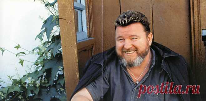 Подросший темнокожий сын Михаила Евдокимова стал точной копией трагически погибшего отца