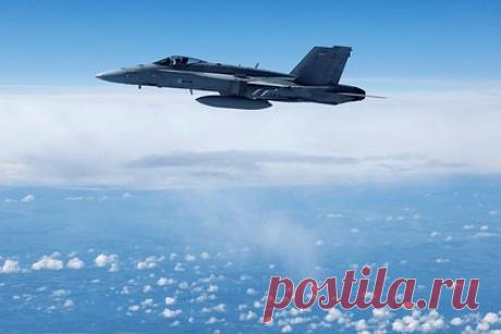 США допустили пересмотр позиции по поставкам Турции F-16 в октябре. Председатель комитета по иностранным делам Палаты представителей США Майкл Маккол заявил, что США могут пересмотреть позицию по поставкам Турции F-16 в октябре. «Турция не соглашалась на вступление Швеции в НАТО. Теперь они согласились на это, и обсуждение в Конгрессе состоится в октябре», — подчеркнул он.