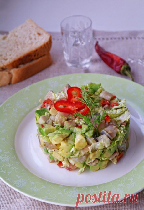 Просто и вкусно: Тартар из сельди с авокадо