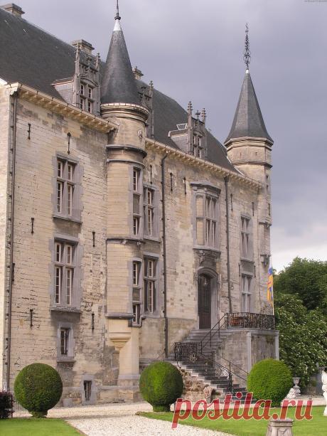 Замки Мира.)))