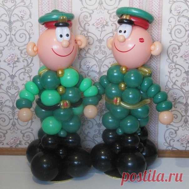 Фигуры из шаров к 23 февраля: солдаты