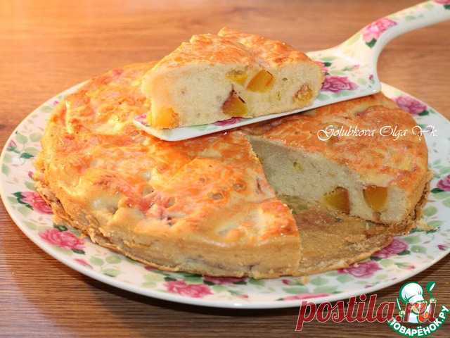 Пирог солнечный. Пирог в меру сладкий, очень мягкий и приятный на вкус. Тесто на растительном масле с добавлением долек персика. Персики можно заменить на другие фрукты или ягоды.
