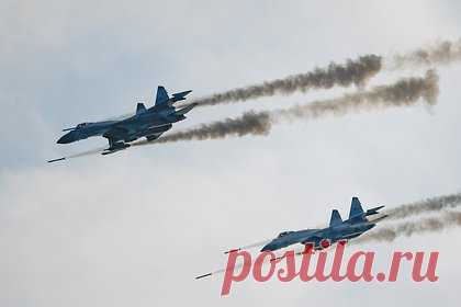 Главком ВСУ назвал украинские позиции легкой мишенью для российских Су-35. Главнокомандующий Вооруженными силами Украины Валерий Залужный назвал украинские позиции легкой целью для поражения российскими истребителями Су-35. Он заявил, что у Су-35 более совершенные радары и ракетная дальность, а также призвал страны НАТО поделиться самолетами, дежурящими на западных границах страны.