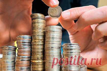 Сотрудникам российского колледжа выписали премии от 50 копеек до 2,5 рубля. В российском колледже преподавателям выплатили премии в размере от 50 копеек до 2,5 рубля. Главный бухгалтер Костромского автотранспортного колледжа перестала начислять сотрудникам положенные премии за стаж работы. Осенью 2020 года замдиректора колледжа сообщила об этом в городскую администрацию.