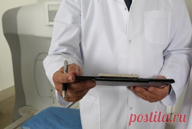 Врач перечислил смертельно опасные симптомы Covid-19