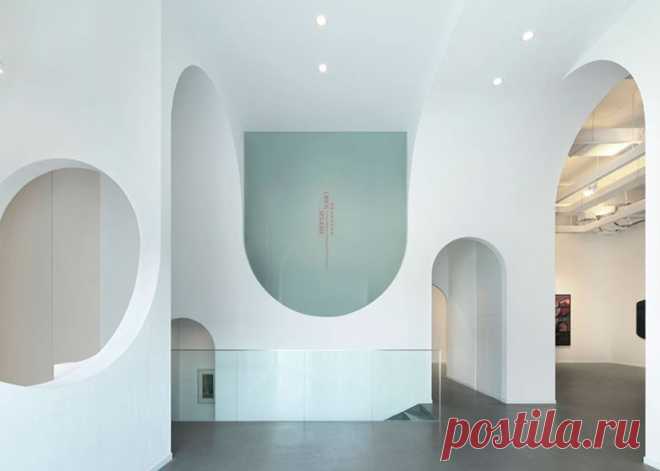 Beijing art gallery by Penda featuring topsy-turvy archways