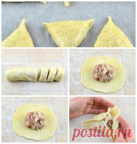 Самса .Нежное куриное мясо в хрустящем слоеном тесте.😋