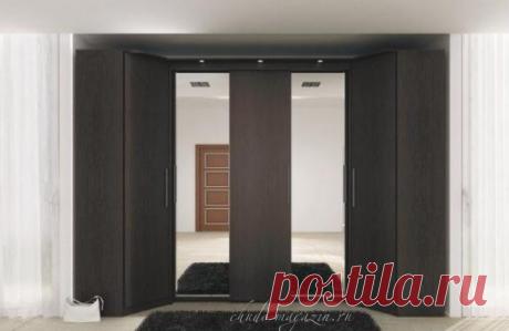 Шкаф-купе с двумя приставными угловыми шкафами, материал ЛДСП. В интернет-магазине Chudo-magazin.ru в Москве.