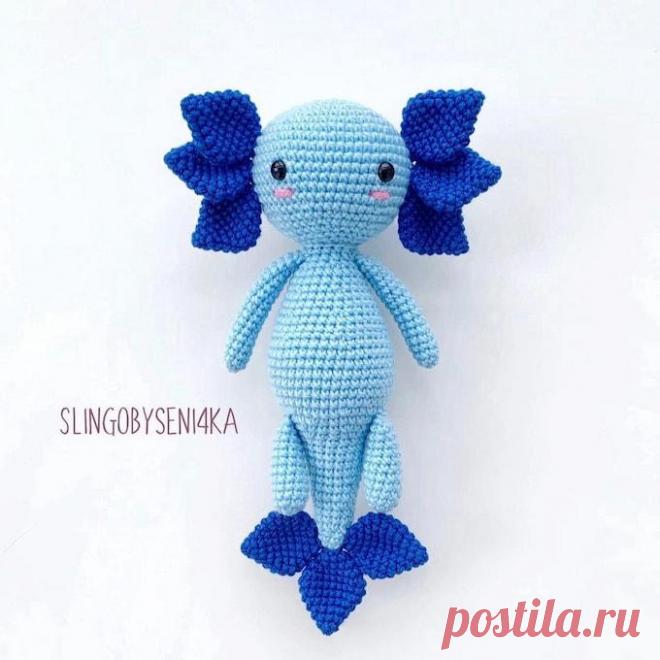 Бесплатный мастер-класс по вязанию Аксолотль Павел крючком. Автор описания - @slingobyseni4ka. 🧶Схемы вязания игрушек IRINELY.ART🧵