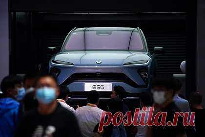 Акции конкурента Tesla подскочили. Акции китайского конкурента Tesla, производителя электромобилей Nio, подскочили во время торгов в пятницу, 26 августа. В момент ценные бумаги подорожали на 5,88 процента, до 21,26 доллара, однако вскоре котировки отскочили до 19,84 доллара. Поводом для роста стала независимая внутренняя проверка.