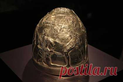 Музей Амстердама отдаст Украине скифское золото. Министерство культуры и информационной политики Украины договорилось с Музеем Алларда Пирсона в Амстердаме о перемещении скифского золота на территорию страны. Долги за хранение артефактов, копившиеся в течение девяти лет, будут прощены. Коллекция будет передана в скором времени, однако точные сроки не раскрываются.