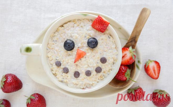 Как правильно готовить каши? Сложно представить русскую кухню без блюд, приготовленных из круп. Они были популярны на Руси. Сегодня, питательные и полезные каши просто и быстро готовятся. Им отдают предпочтение приверженцы здорового питания. Их советуют диетологи и врачи. Вкусные каши включают в детское меню и в рацион пожилых людей. Но не все знают, как правильно варить каши, чтобы сохранить полезные качества круп во время термической обработки. Вот главные принципы их пр...