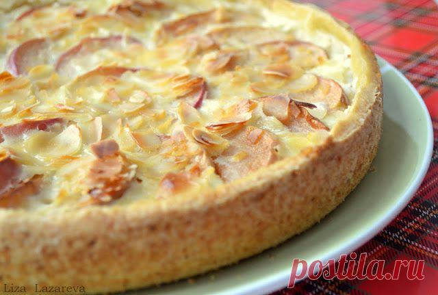 MY FOOD или проверено Лизой: Немецкий яблочный пирог с йогуртом и миндальными лепестками.