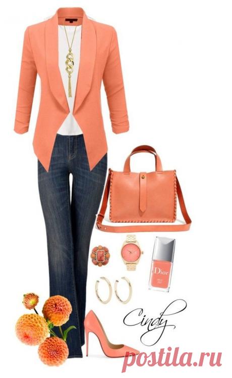 Персиковый цвет придаст нежность Вашему образу