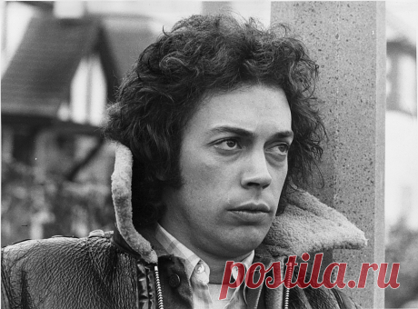 Тим Карри, 19 апреля, 1946