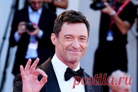 Хью Джекман стал другим родителем после съемок в новом фильме. Австралийский актер Хью Джекман рассказал о том, что стал другим родителем после съемок в фильме режиссера Флориана Зеллера «Сын». История фильма вдохновила артиста быть более открытым со своими детьми, потому что он не хочет, чтобы они когда-либо думали, что сделали что-то, что могло расстроить его или нервировать.