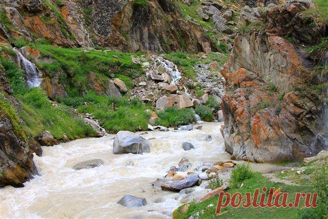 Ущелье. Ирик чат