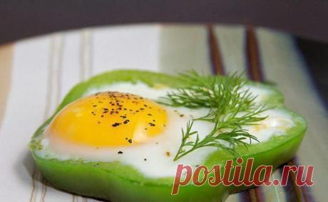 Яйца, жареные в кольцах болгарского перца - Рецепты пользователя Кареглазая - Daily-menu.ru