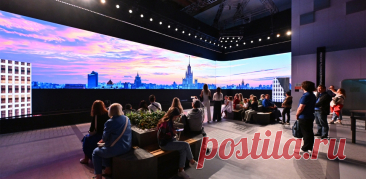 21-8-25--ФОРУМ «МОСКВА 2030» - город «Территория будущего». Мероприятия посвящены созданию города будущего.