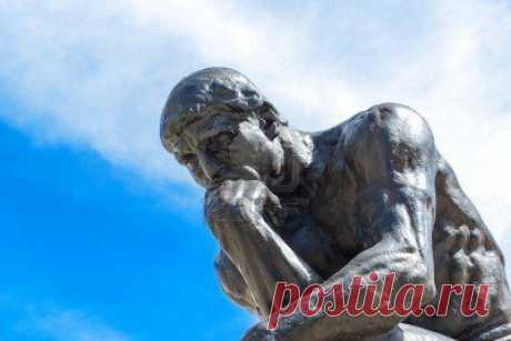 15833846-pensador-de-rodin-statue.jpg (400×267)