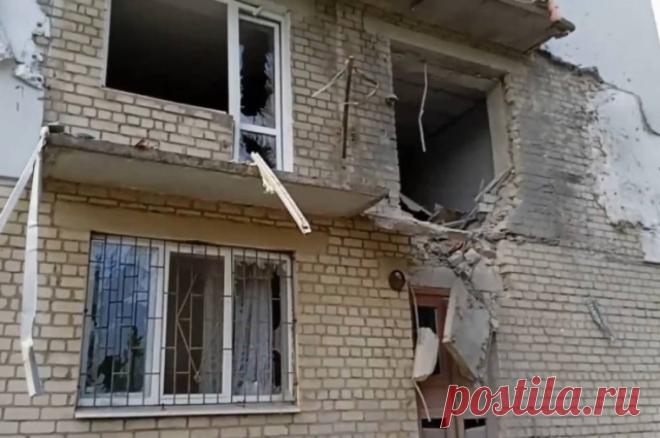 Житель Шебекино пострадал при обстреле ВСУ. Корпуса одного из промышленных предприятий города Шебекино получили повреждения.