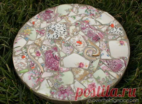 Broken Porcelain Garden Stones (2/5)