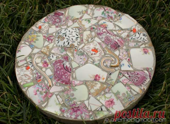 Broken Porcelain Garden Stones (2/5)