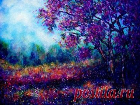 Весенние ночи ещё холодны,
Но в воздухе сладкая пряная свежесть
Приятна, и радостью мысли полны,
А в сердце спокойная милая нежность.
Любуясь лиричным молчанием звёзд,
Стою в тишине и дышу кислородом,
Меня ветерок вдаль ночную унёс,
В прекрасные сны задремавшей природы.
Там в лилиях белых стоят тополя,
И клёны украсили жёлтые розы,
Цветёт орхидеями пышно земля,
В лиловый наряд приоделись берёзы.
Алмазы разбросаны вместо росы,
Венчают черёмуху жемчуга гроздья,