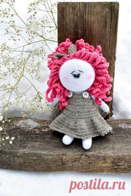 PDF Кукла крючком. FREE crochet pattern; Аmigurumi toy patterns. Амигуруми схемы и описания на русском. Вязаные игрушки и поделки своими руками #amimore - кукла в платье из обычной пряжи, куколка девочки.