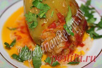 Перец, фаршированный овощами и рисом Перец, фаршированный овощами и рисом - такого вкусного вы еще не пробовали! Пошаговый рецепт с фото.