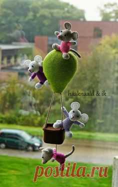 Amigurumi mouse baby mobile. (Inspiration).