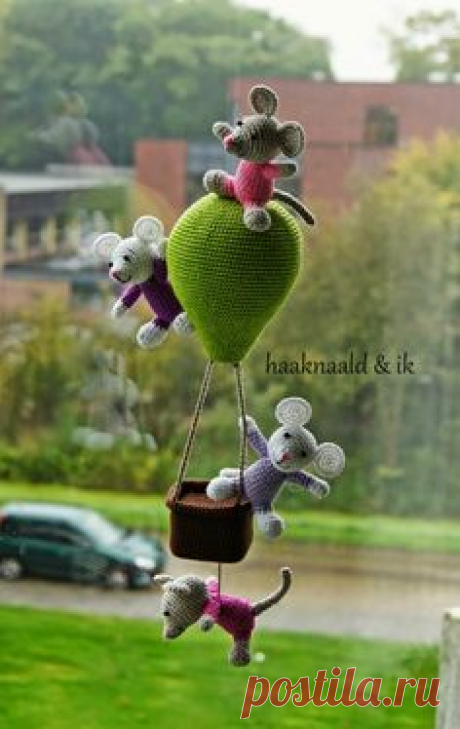Amigurumi mouse baby mobile. (Inspiration).