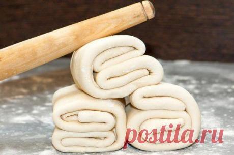 Рецепт быстрого приготовления слоёного теста Вы найдёте здесь >>> https://goodcounselor.ru/sloenoe-testo-byistrogo-prigotovleni/
