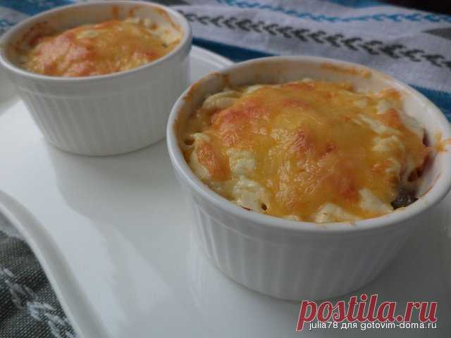 Порционная мясная запеканка с замороженными овощами Этим рецептом пользуюсь очень давно. 
Выручает, когда нет времени или желания  долго стоять у плиты. 
Ингредиенты очень простые, а результат приятно удивляет. Раньше делала в одной большой форме, но о…