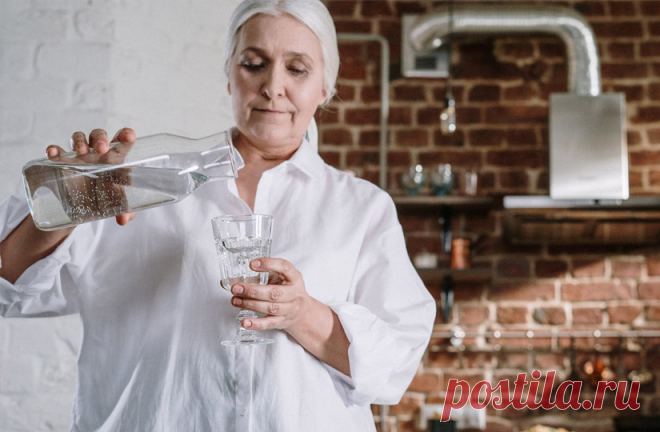 Как отмыть кухню от липкого налета и жира – читайте на TEA.ru