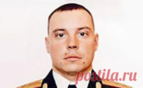 Офицеру из Якутии присвоили звание Героя России за десятичасовой бой. Подразделение офицера из Якутии на протяжении десяти часов сдерживало натиск украинских военных в зоне спецоперации, за что тот был удостоен звания Героя России.