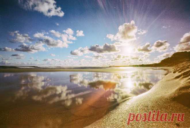 Driftwood Pinhole — An Interview With Camera Maker Sergey · Lomography