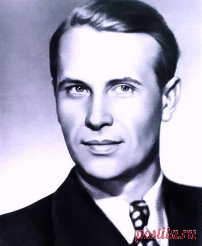 Марк Бернес, 8 октября, 1911
 • 16 августа 1969