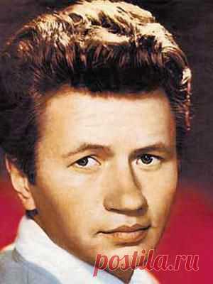 Леонид Быков