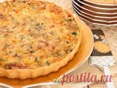 ЛОРАНСКИЙ ПИРОГ С КУРИЦЕЙ И ГРИБАМИ