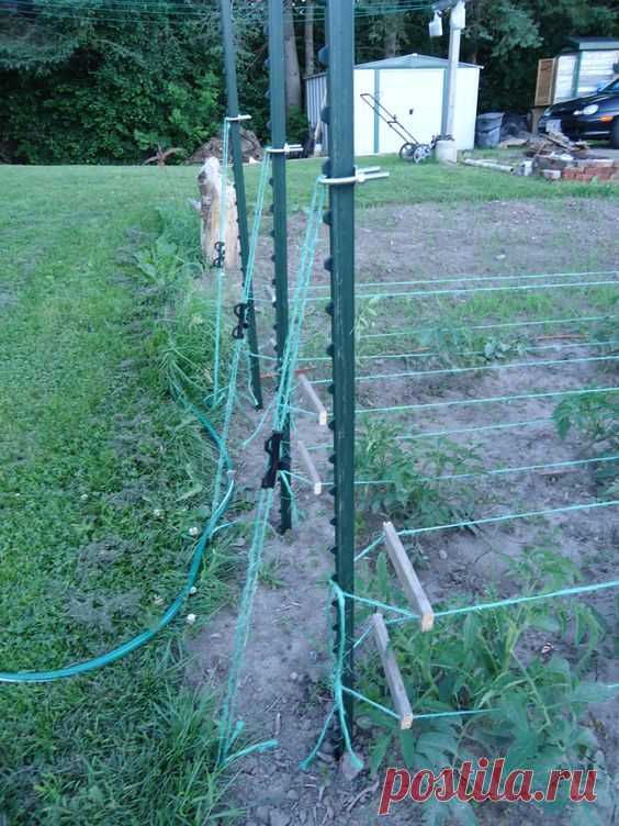 Learn to make homemade stuff. DIY, crafts, cooking, gardening, chickens, and small homestead projects.