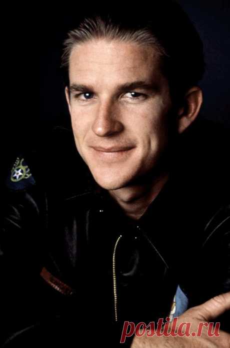 Мэттью Модайн (Matthew Modine)
- 22 марта, 1959