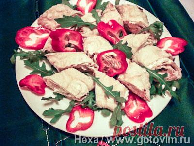 Рулетики из лаваша со взбитыми сливками, копчёной ветчиной и хреном. Рецепт с фото / Готовим.РУ