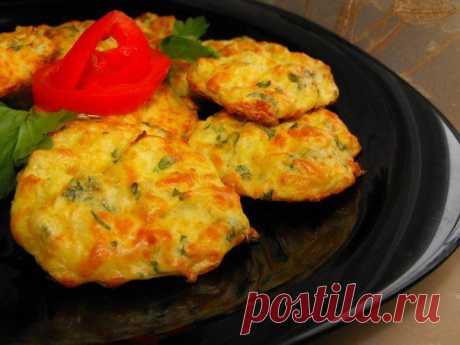 Капустные оладьи с сыром в духовке