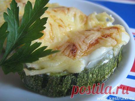 Кабачки под сметаной и сыром “По-простому” - готовлю сама очень часто и вам от всей души рекомендую!.