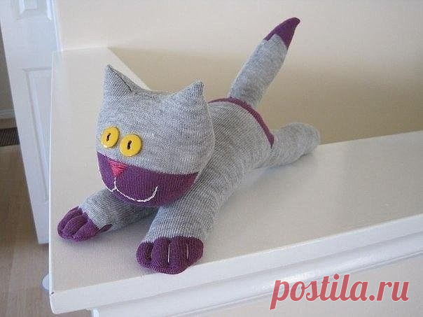 Котик из носков
