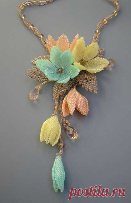 (8) 11181415_707509592691806_2839705636934085096_n.jpg 463×720 pixels | Beading