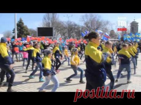 В Керчи торжественно подняли государственный флаг Крыма » Керчь.ФМ - вся правда о Керчи, новости Керчи